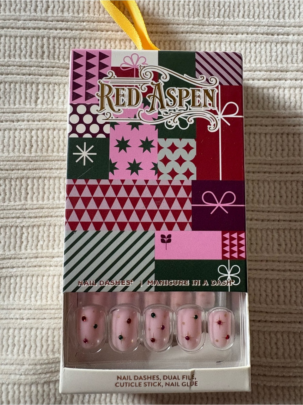 Red Aspen Pink Press-On Nail Dashes Giulias Glistening Gifts